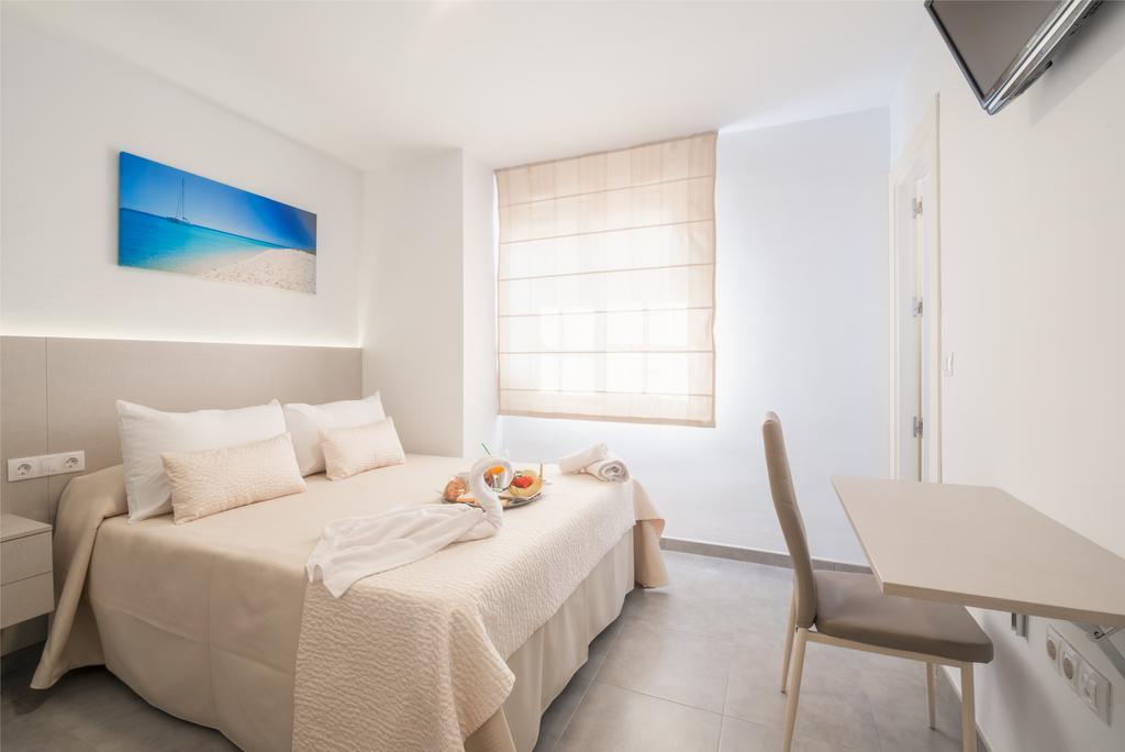 Hostal Romerito 马拉加 外观 照片